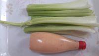 凉拌西芹的做法步骤1