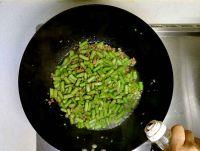 肉末豇豆的做法步骤7