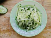 蚝油鸡丝干捞面的做法步骤3