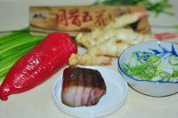 仔姜炒腊肉的做法步骤1